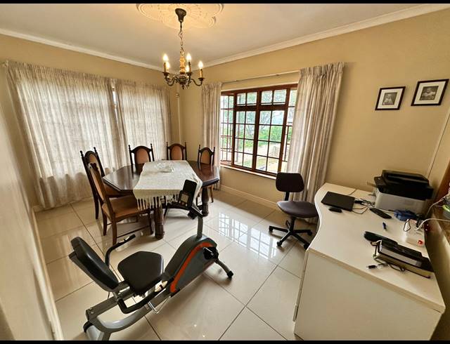 3 BEDROOM FREESTANDING FOR SALE IN EASTWOOD